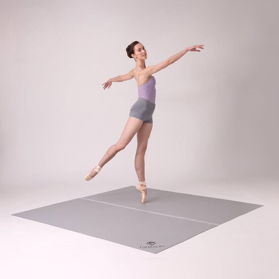 Artan Balance Dance Floor for Home, Studio, Stage Performance, or Outdoor  Party, Smooth Flooring for Ballet, Jazz, or Tap Practice, Reversible Roll  Out Dancing Mat for Kids and Adults Dance Mat